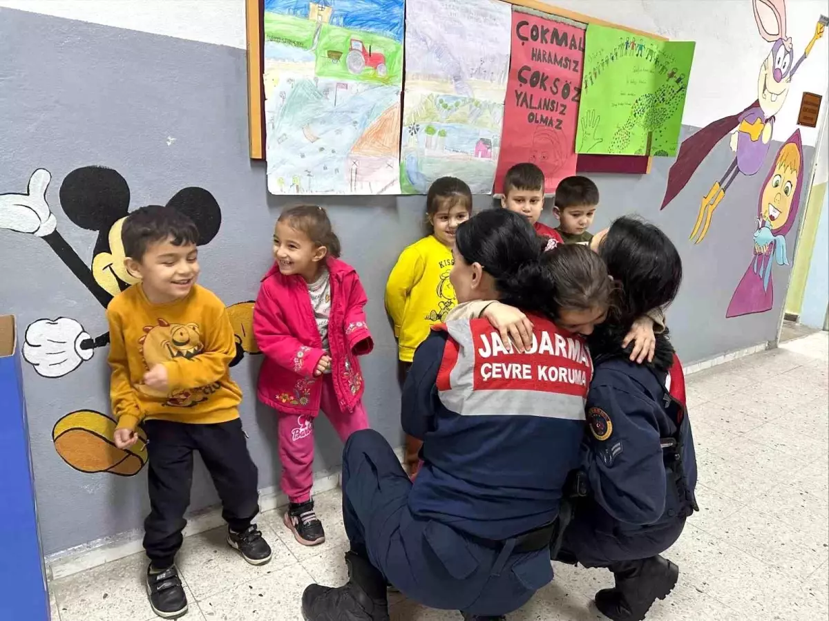 Öğrencilere Doğa ve Hayvan Sevgisi Eğitimi