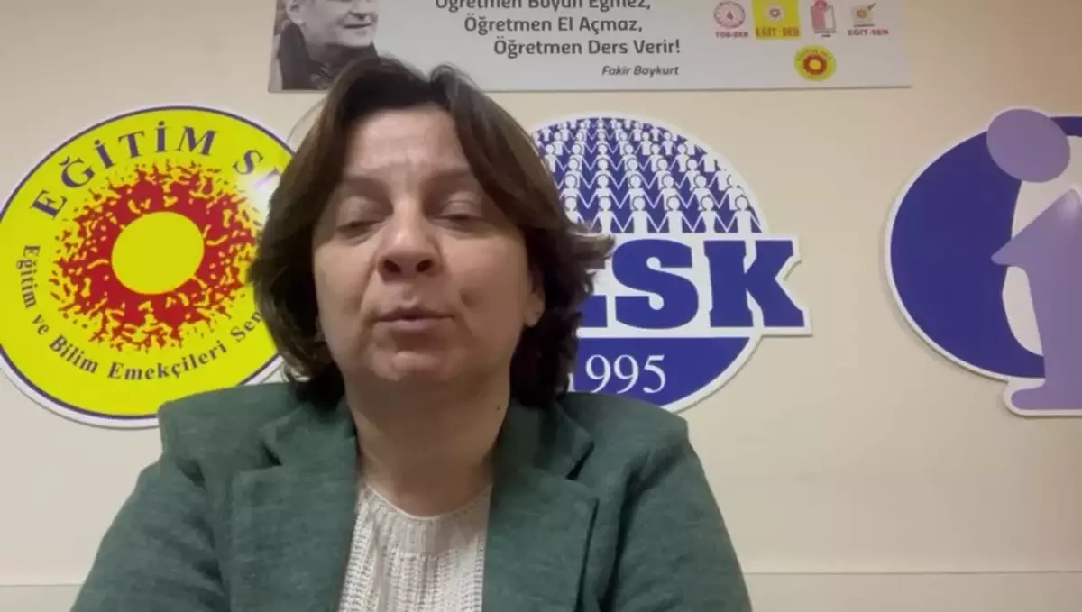 KPSS Gitti, Ags Geldi... Eğitim-Sen Üyesi Gülez: "Öğretmen Adayları Belirsizliği İliklerine Kadar Hissediyor"