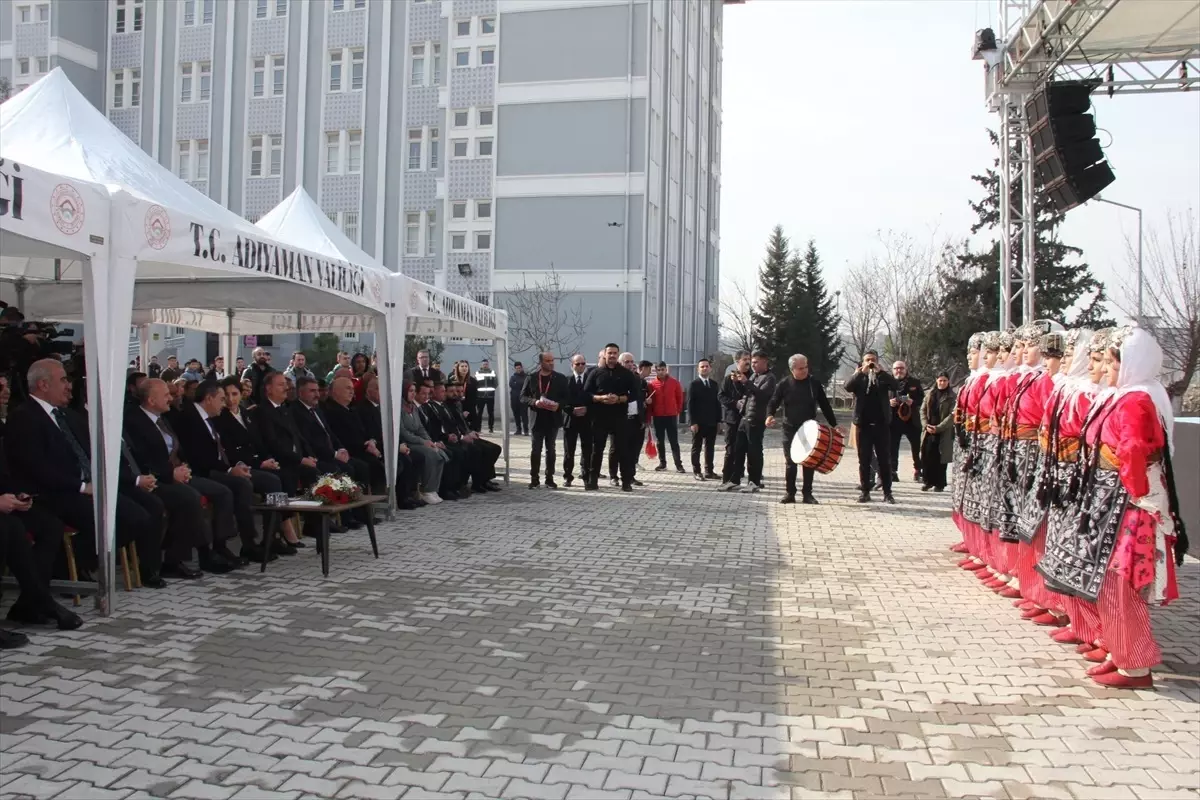 Deprem Sonrası Derslik Sayısı Artıyor