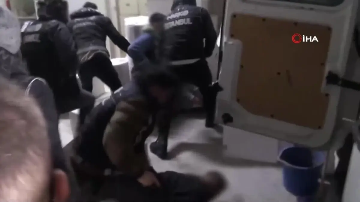 İstanbul\'da Uyuşturucu Operasyonu: 11 Milyon Hap Ele Geçirildi