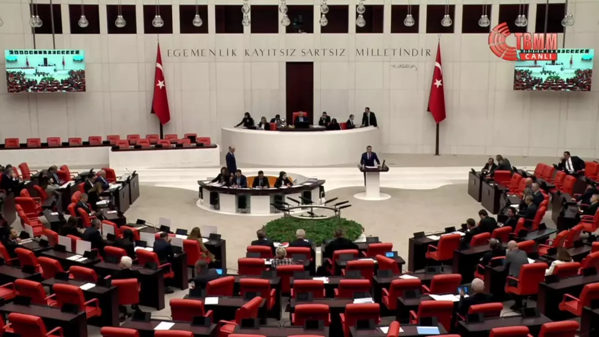 CHP\'nin Kayyum Atama Önergesi TBMM\'de Reddedildi