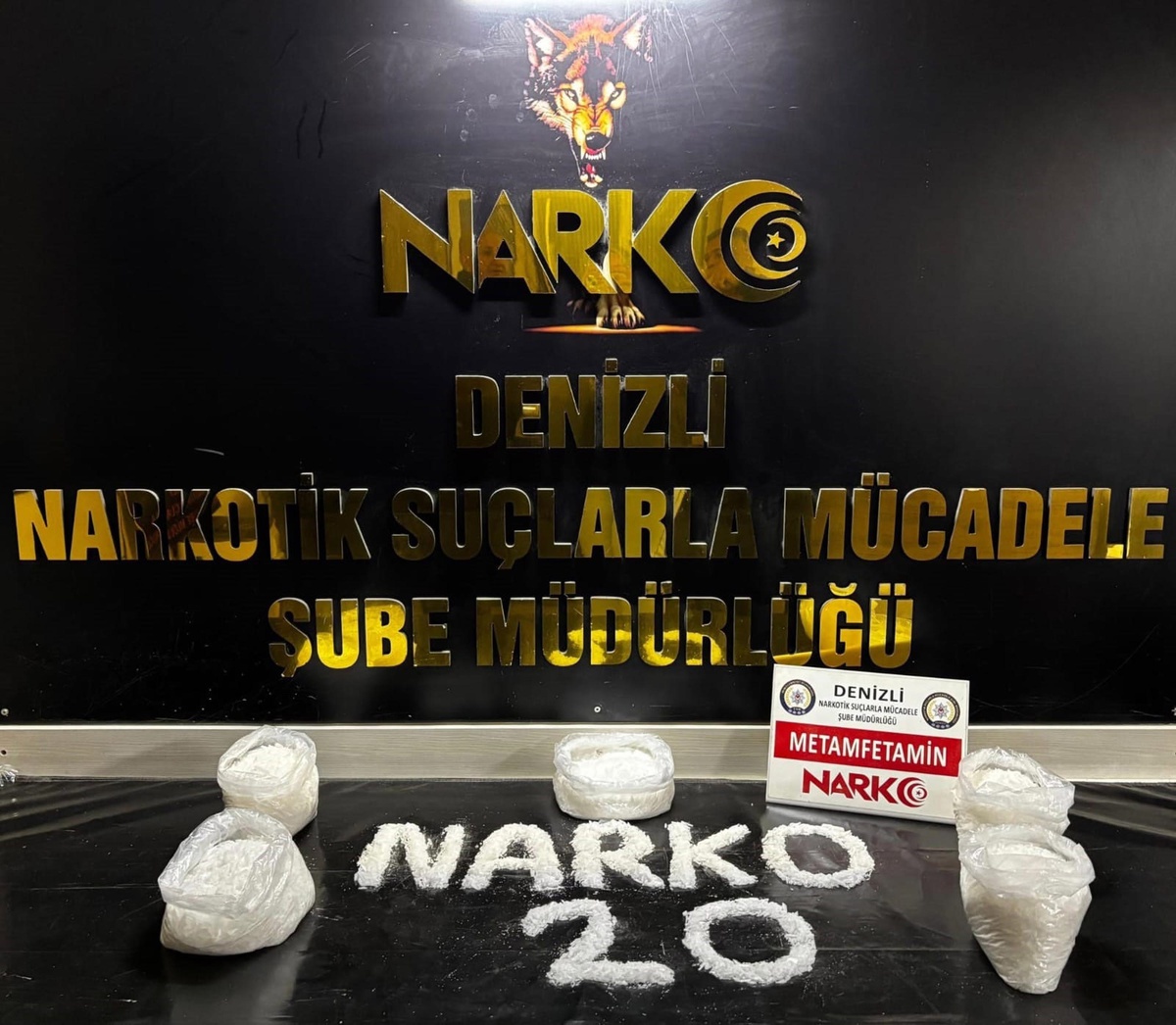 Denizli\'de Uyuşturucu Operasyonu: 5 Kilo Metamfetamin Ele Geçirildi