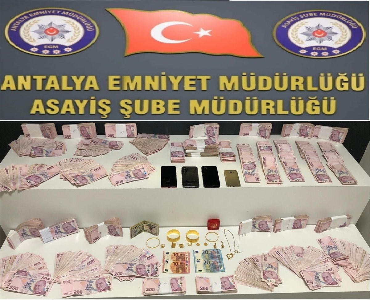 Antalya\'da 1641 Şüpheli Yakalandı
