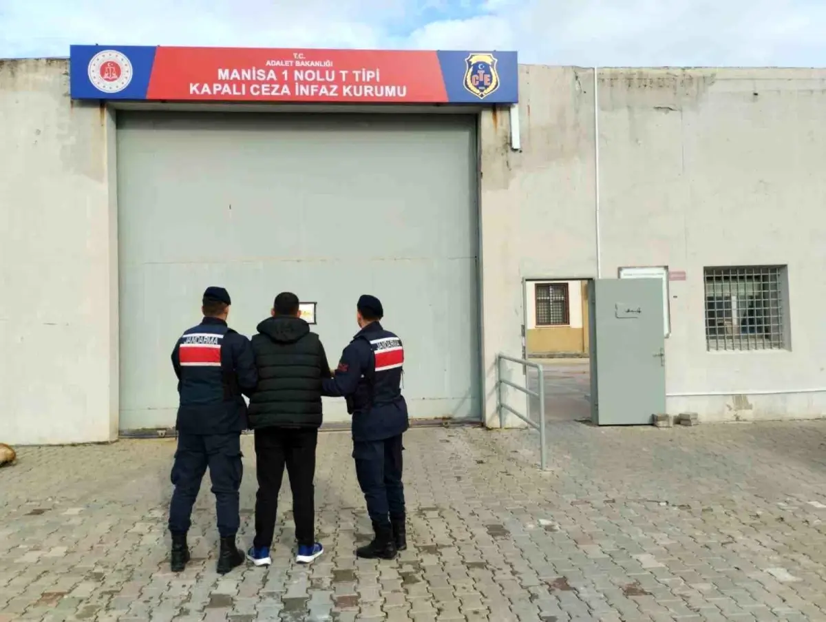 Akraba Kimliğiyle Geçmeye Çalışan Suçlu Yakalandı