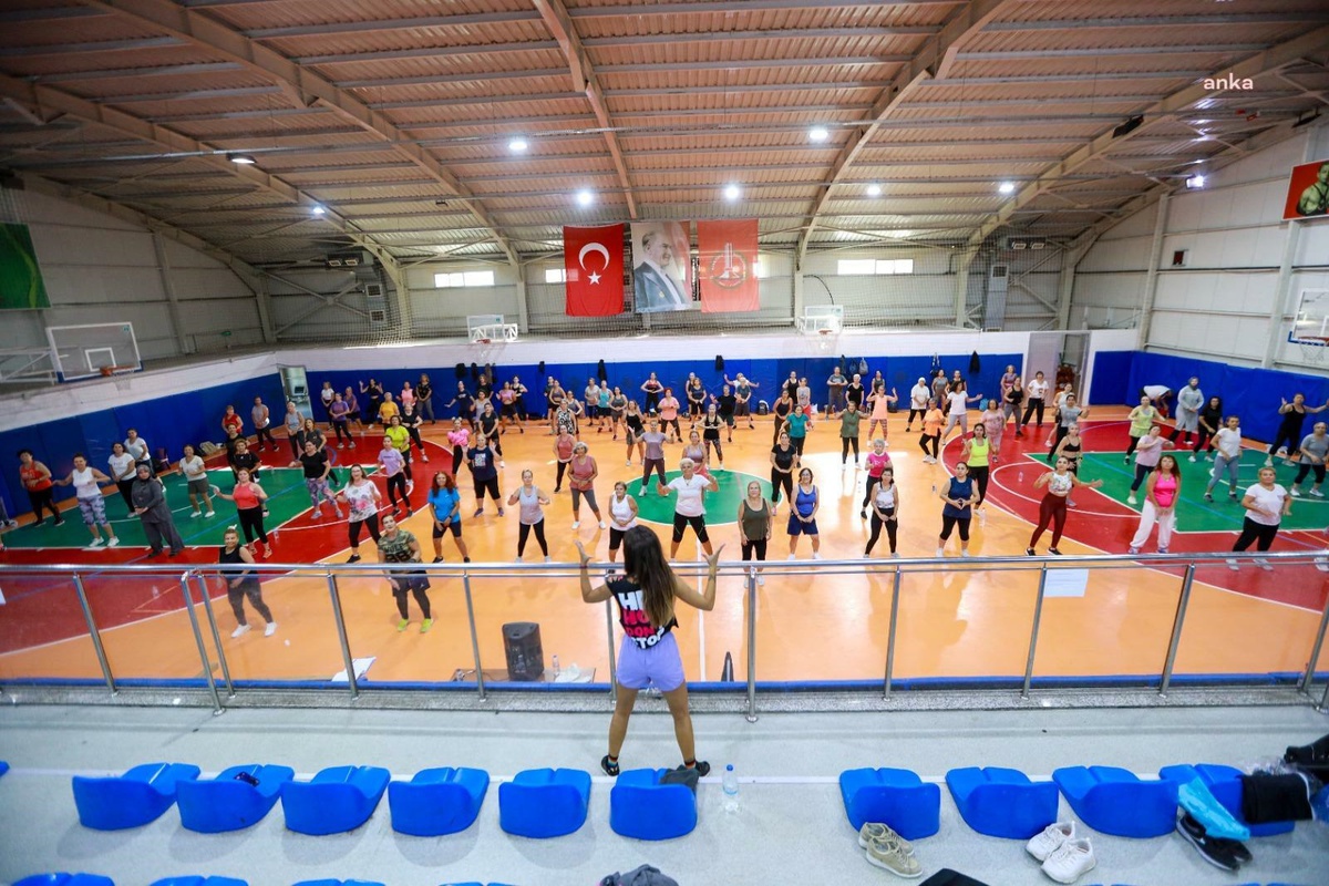 Karşıyaka Belediyesi\'nden Kış Aylarında Sabah Sporları
