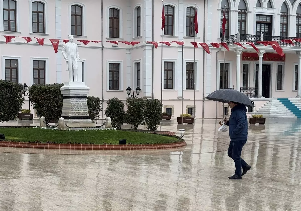 Tekirdağ\'da Sağanak ve Kar Etkili