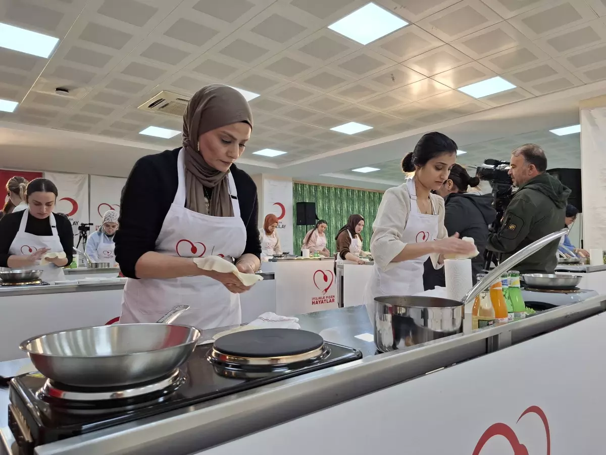 \'İyilikte Pişen Hayatlar\' Atölyesi ile Depremzedelere Destek