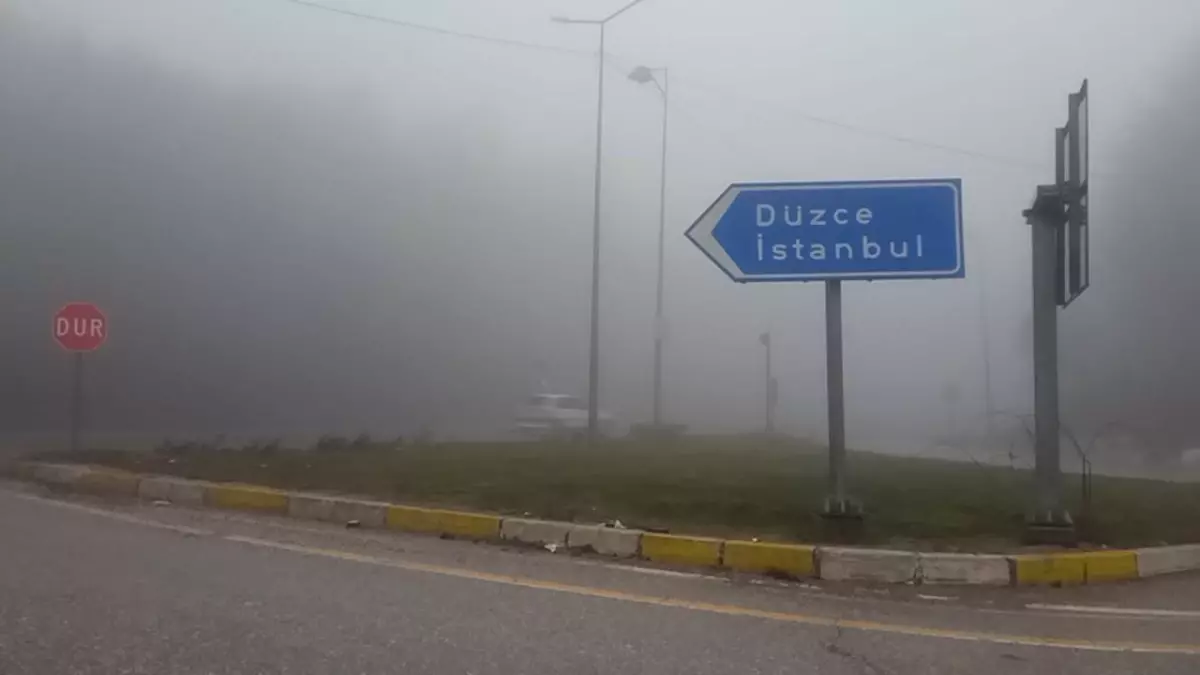 Bolu Dağı\'nda Görüş Mesafesi 30 Meteye Düştü