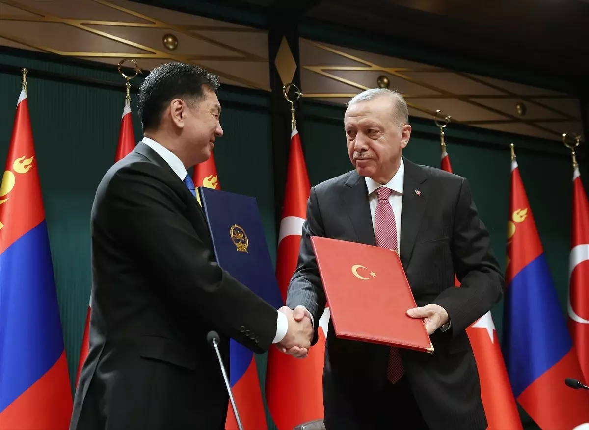 Cumhurbaşkanı Erdoğan, Moğolistan Cumhurbaşkanı Khurelsukh ile ortak basın toplantısında konuştu Açıklaması