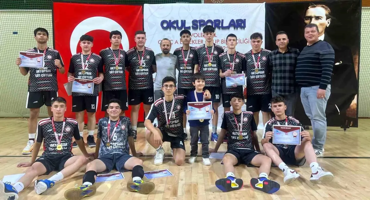 Kula Voleybol Takımı, Bölge Şampiyonu!