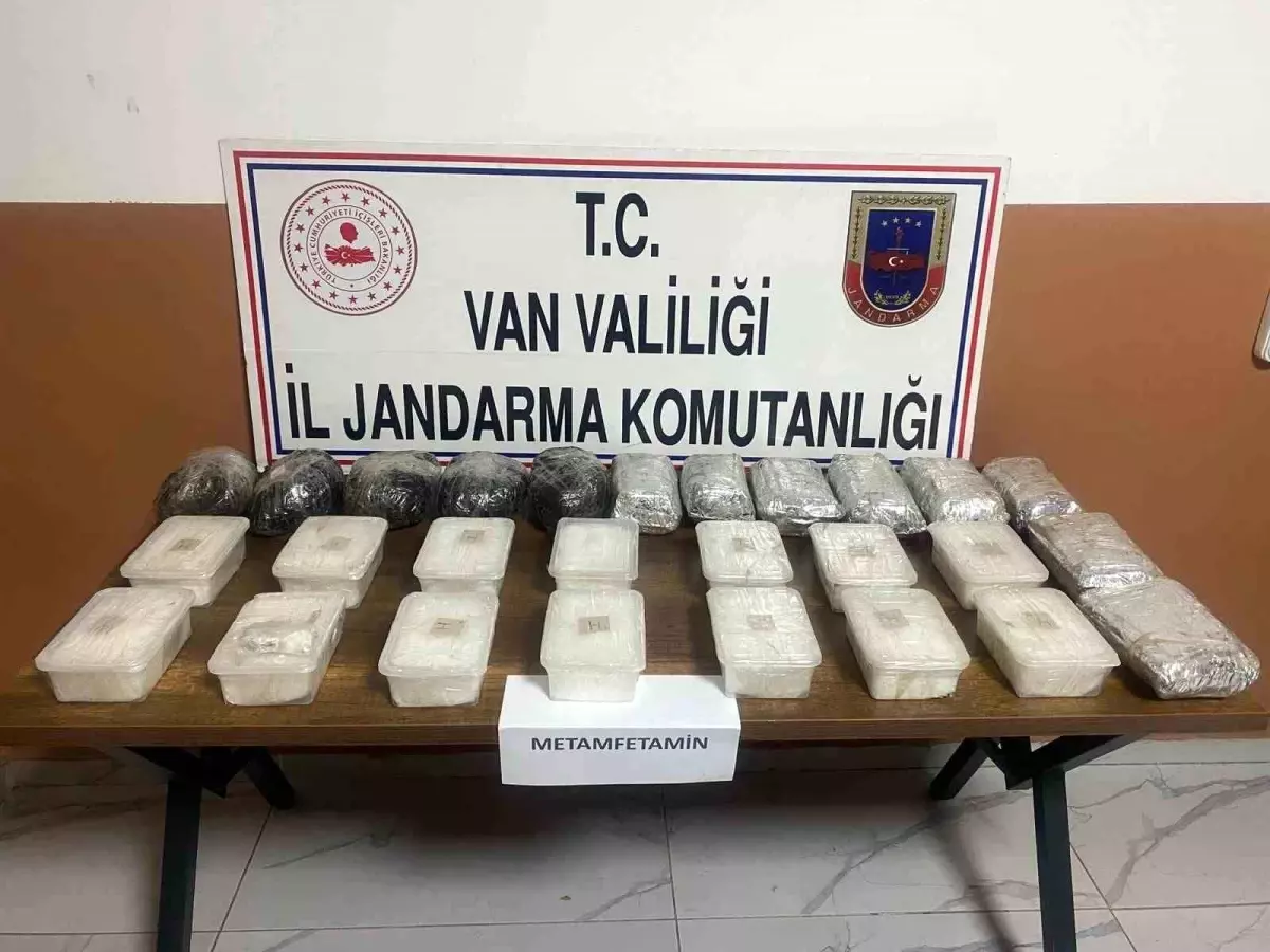 Van\'da Uyuşturucu Operasyonu: 21 Kilo Ele Geçirildi