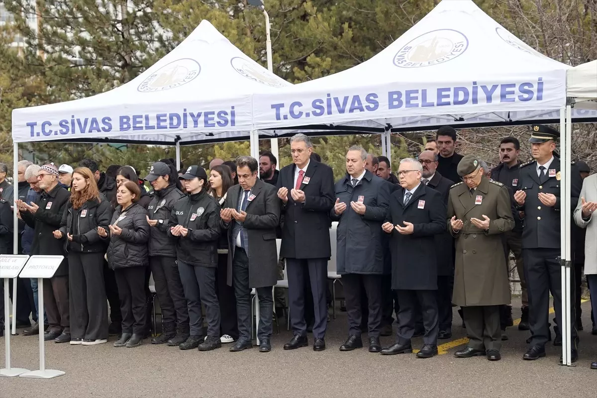 Sivas\'ta Polis Memuru Hatice Saraç Ulukaya İçin Tören