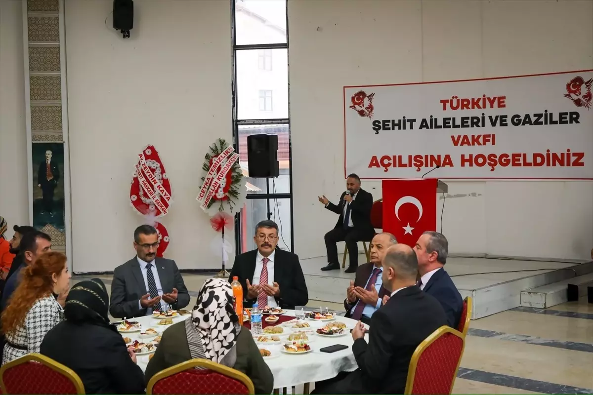 Türkiye Şehit Aileleri ve Gaziler Vakfı Hakkari Şubesi açıldı