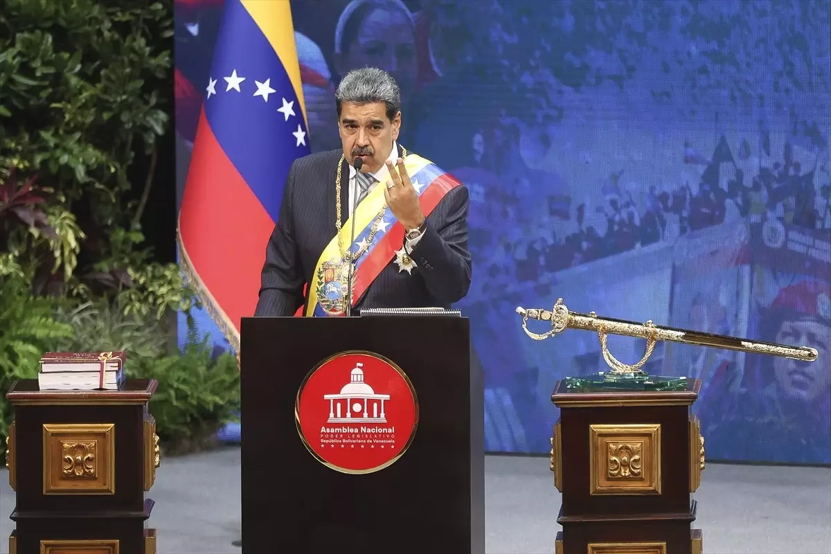 Maduro\'dan Askeri Müdahale Çağrısına Sert Yanıt