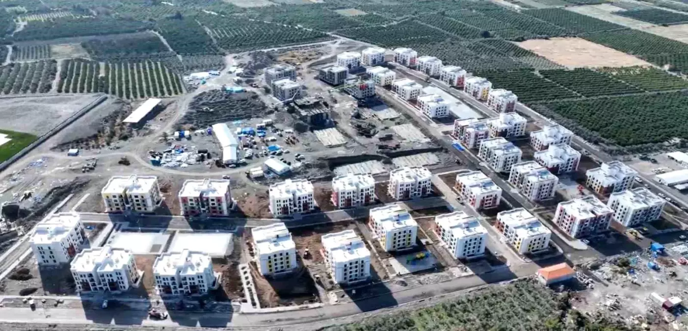 Hatay\'da 635 Yeni Konut İnşaatı Devam Ediyor