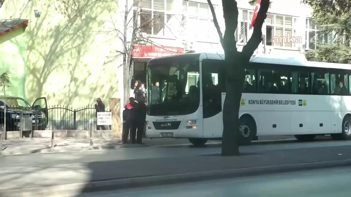 İyi Parti Tarım Politikaları Başkanı Ulusoy\'dan Memurların Ak Parti Kongresine Taşındığı İddiası: "Devlet Böyle Çalışmaz"