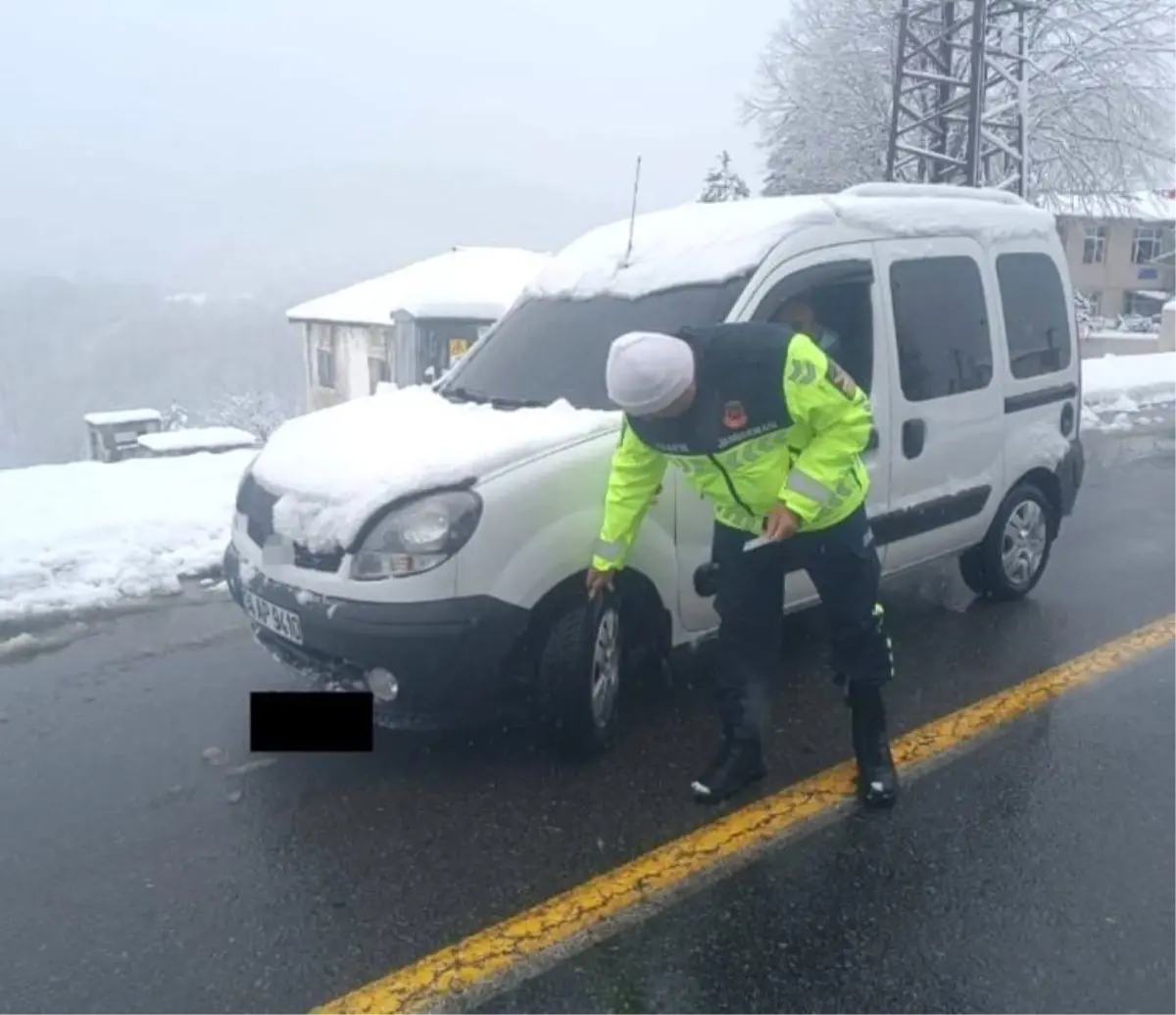 Kırklareli\'nde Trafik Denetimi: 266 Sürücüye Cezai İşlem