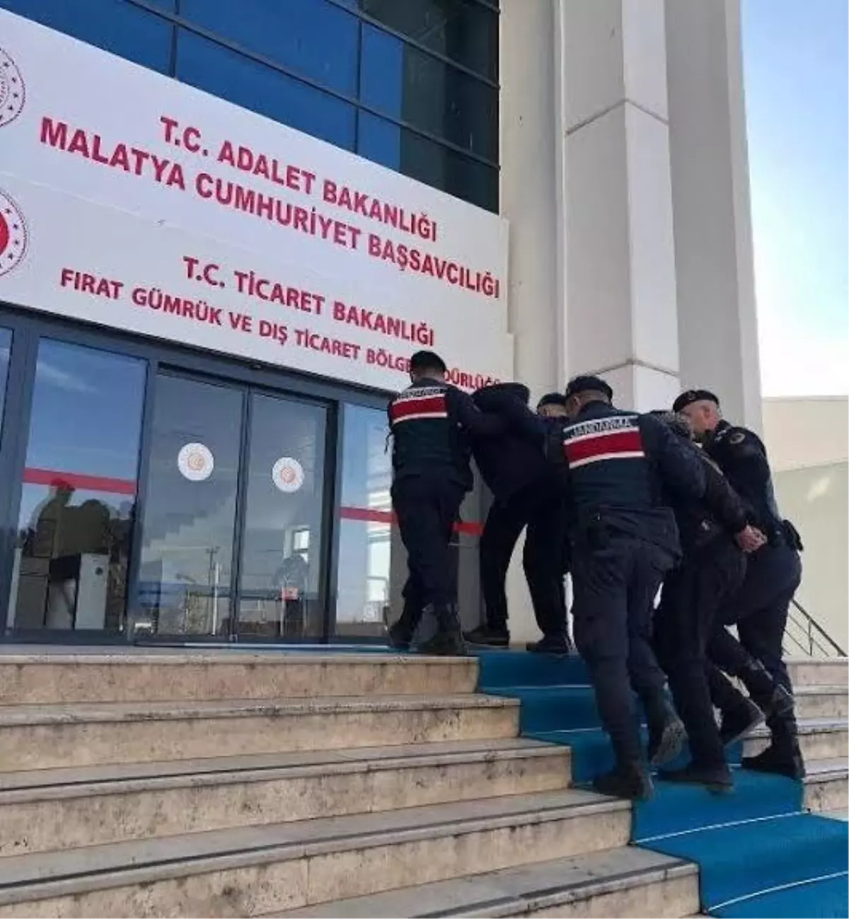 Malatya\'da Tefecilik Operasyonu: 3 Tutuklama