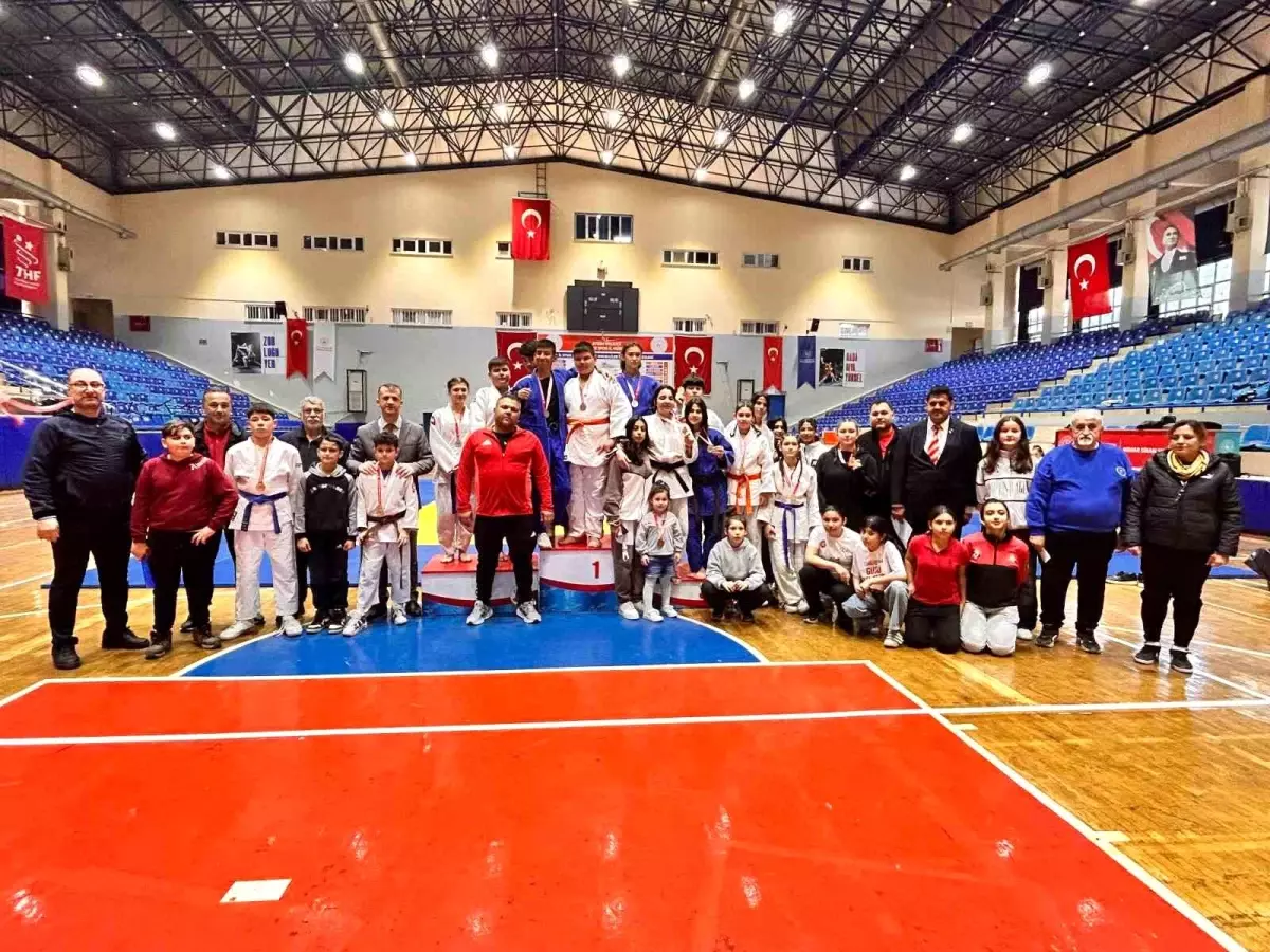 Aydın\'da Judo İl Birinciliği Müsabakaları Tamamlandı