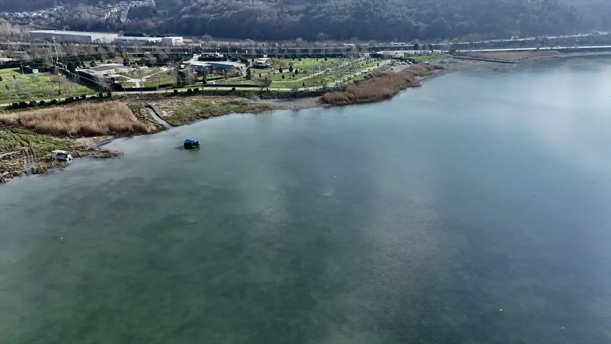 Sapanca Gölü\'nde Su Seviyesi Yükseliyor