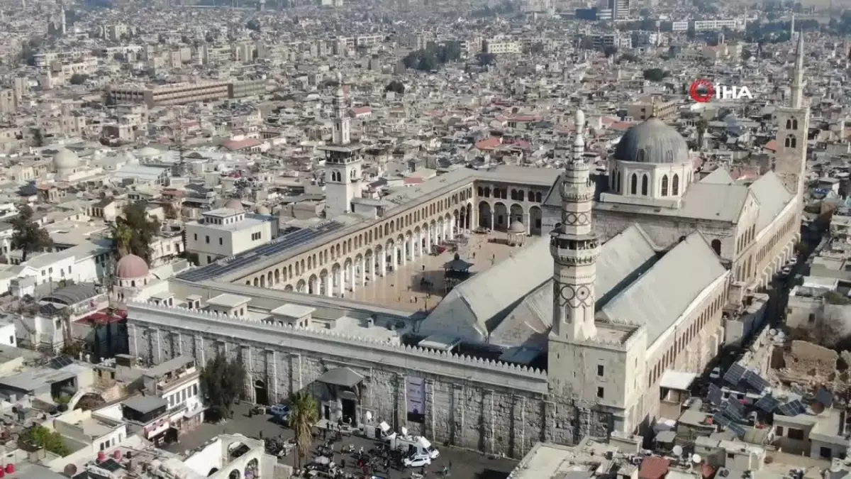 Emevi Camii\'nde Son Cuma Namazı ve PKK Tepkisi