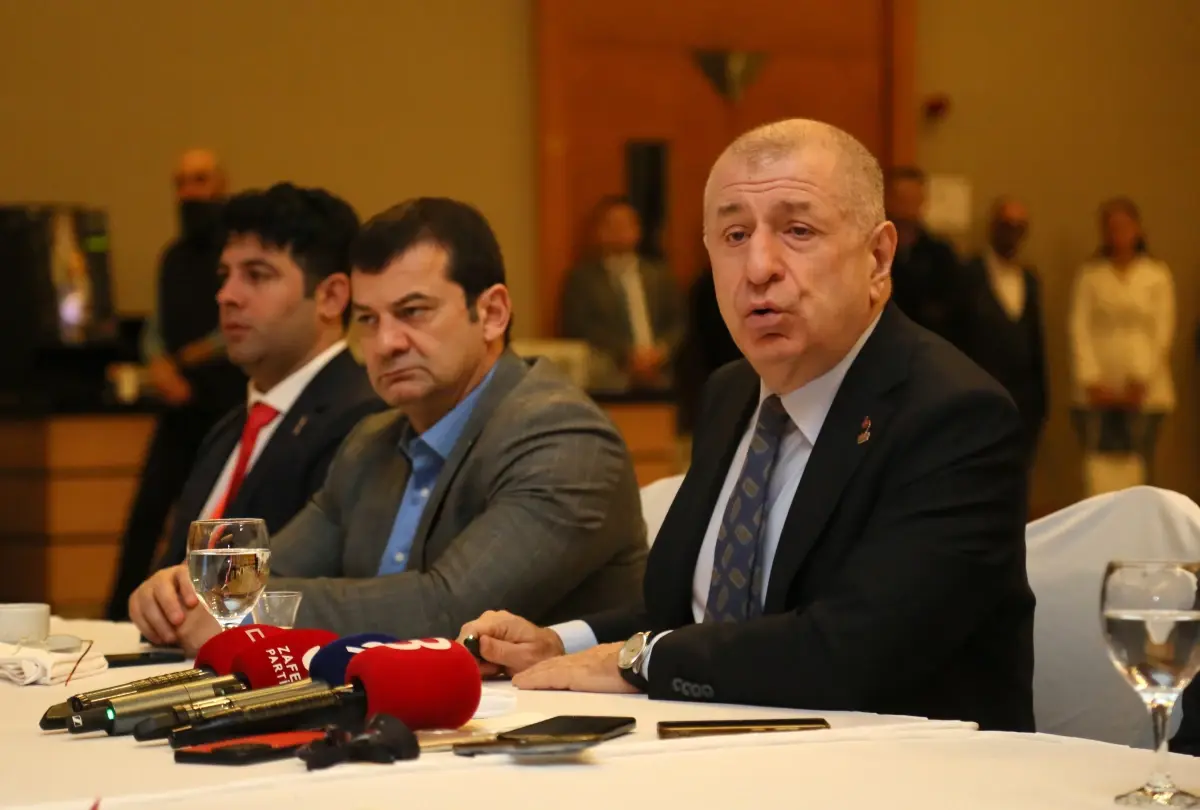 Zafer Partisi Genel Başkanı Ümit Özdağ: \'Öcalan\'la anlaşmamız var, Türk halkına açıklamaktan utanıyorsunuz\'