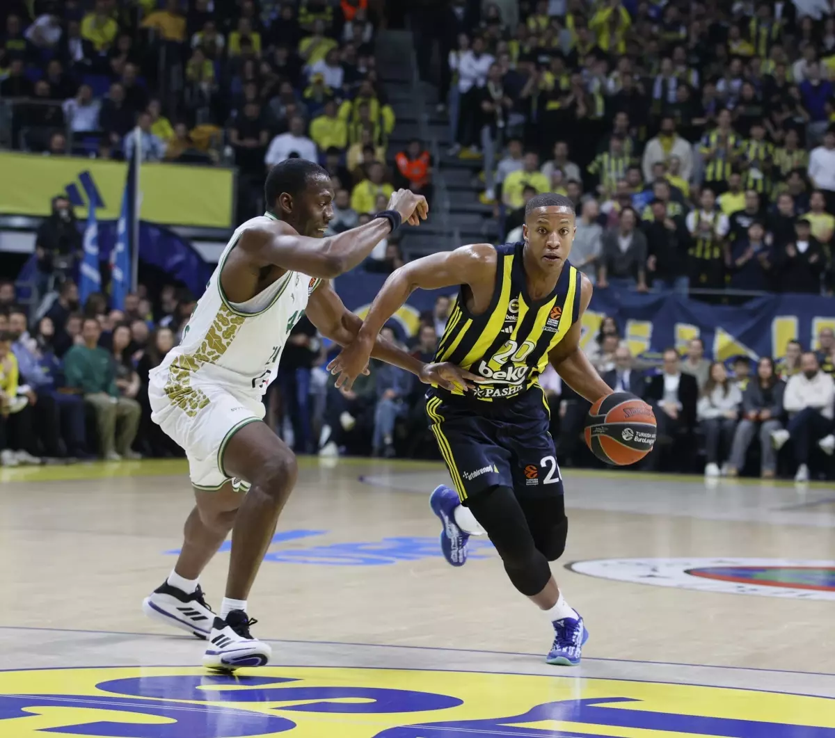 Fenerbahçe Beko, Zalgiris\'i 98-86 ile Geçti