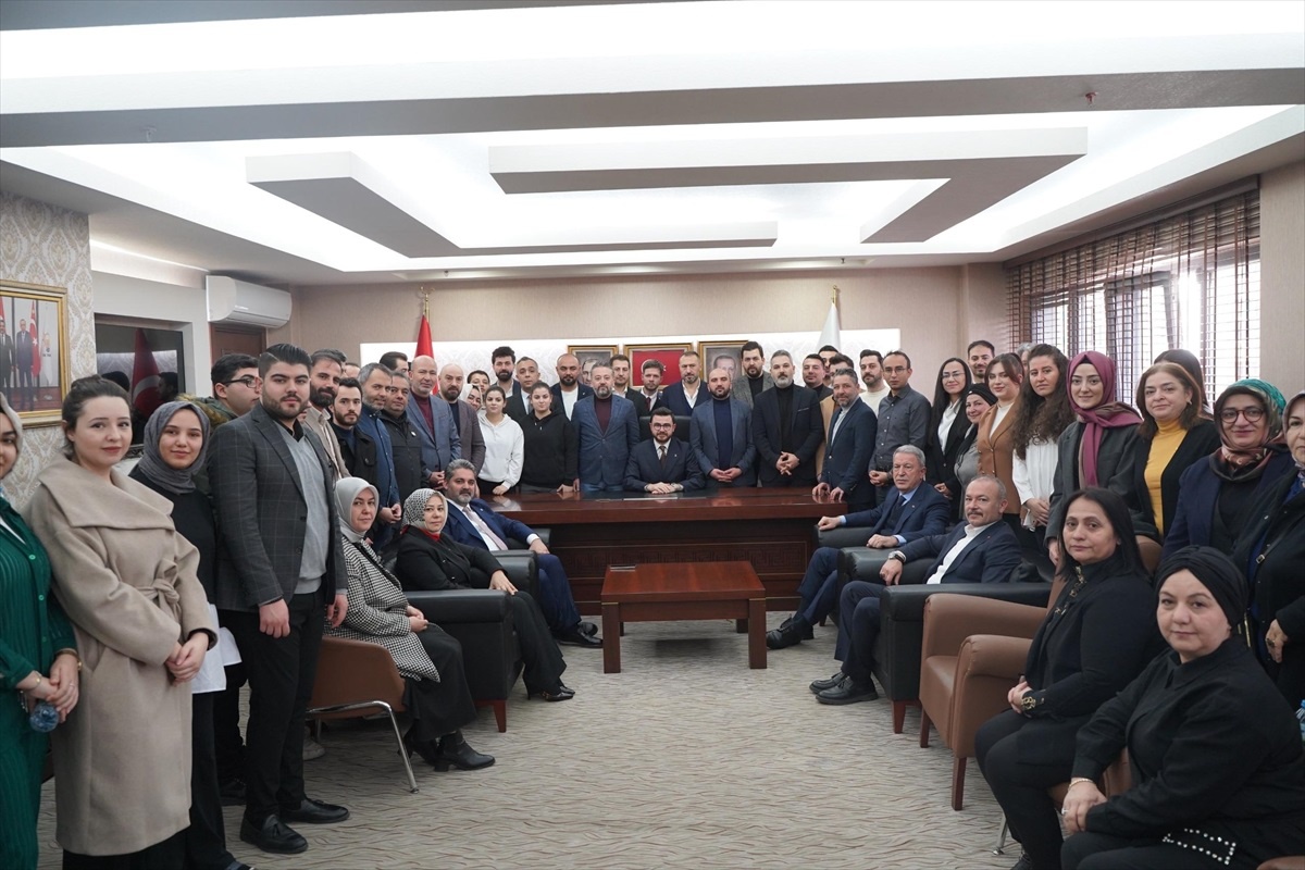 AK Parti Kayseri İl Başkanlığında görev değişimi