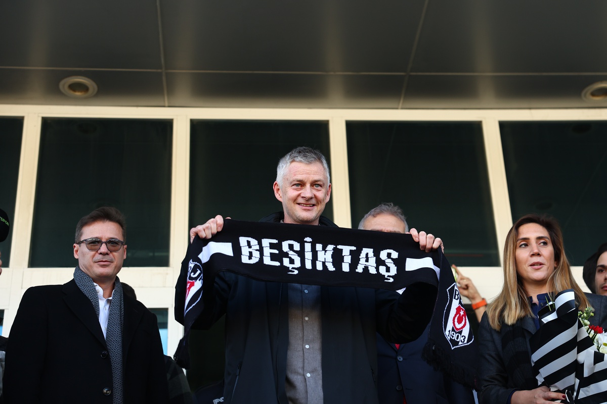 Beşiktaş, Ole Gunnar Solskjaer ile Sözleşme İmzaladı