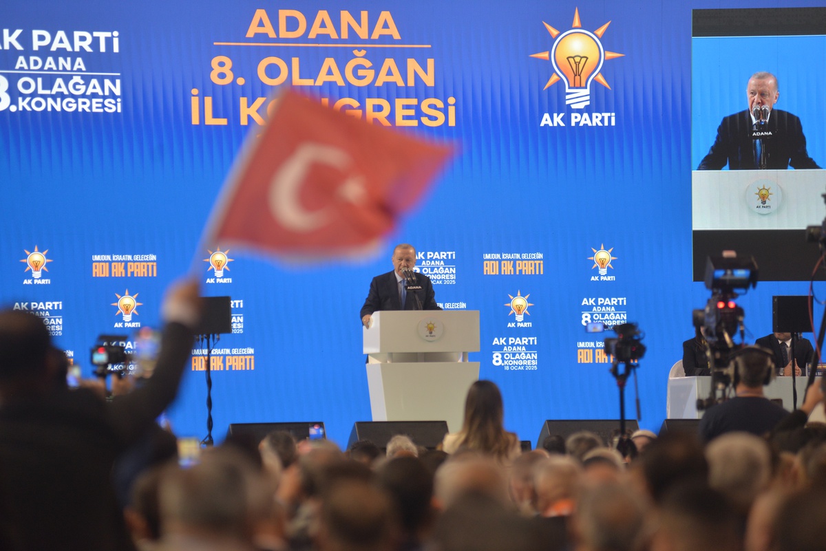 Cumhurbaşkanı Erdoğan: 20 yıllık futbolculuk hayatımda hiç kırmızı kart görmedim