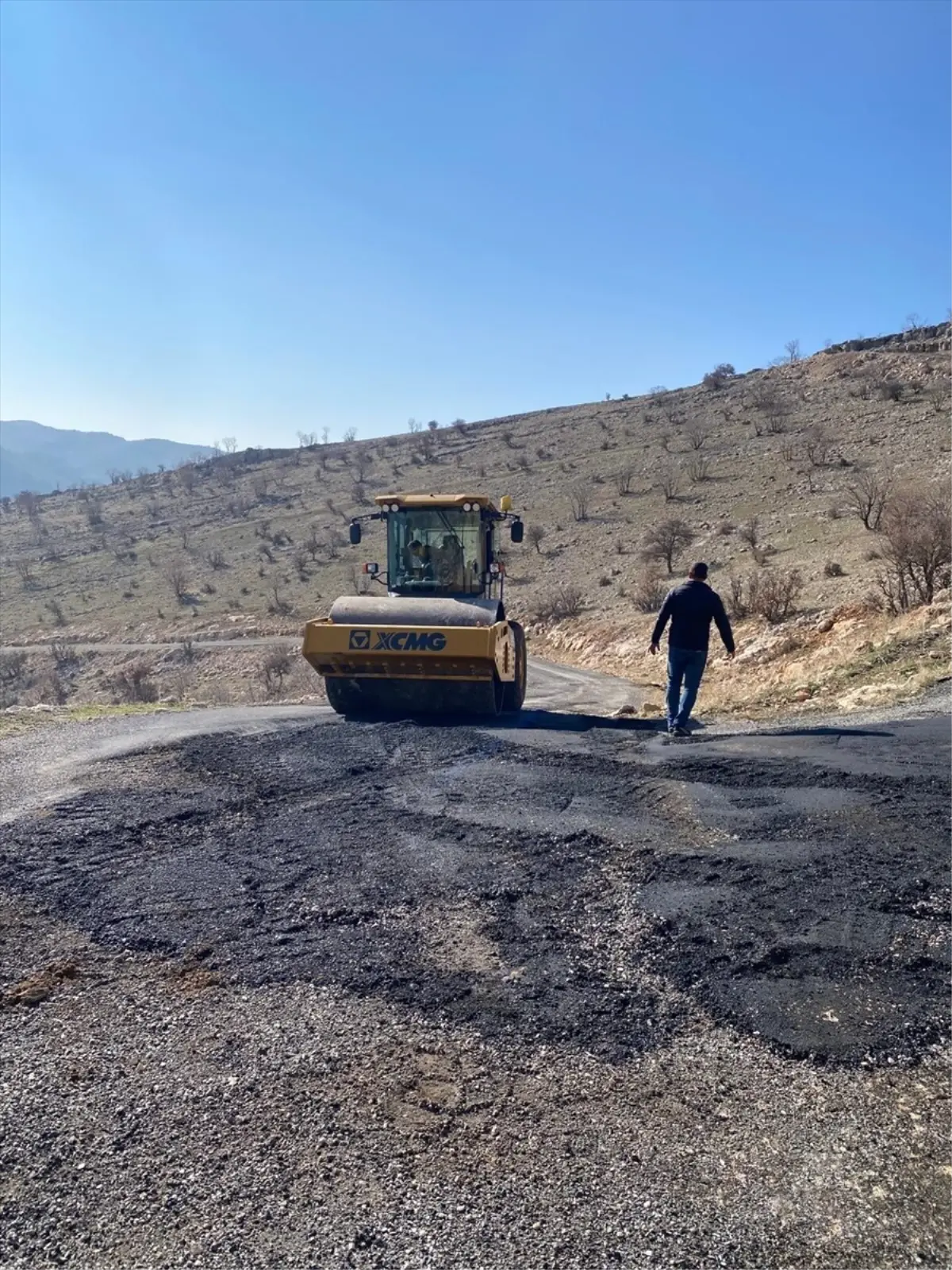 Hasankeyf\'te Yol Asfaltlama Çalışması Tamamlandı