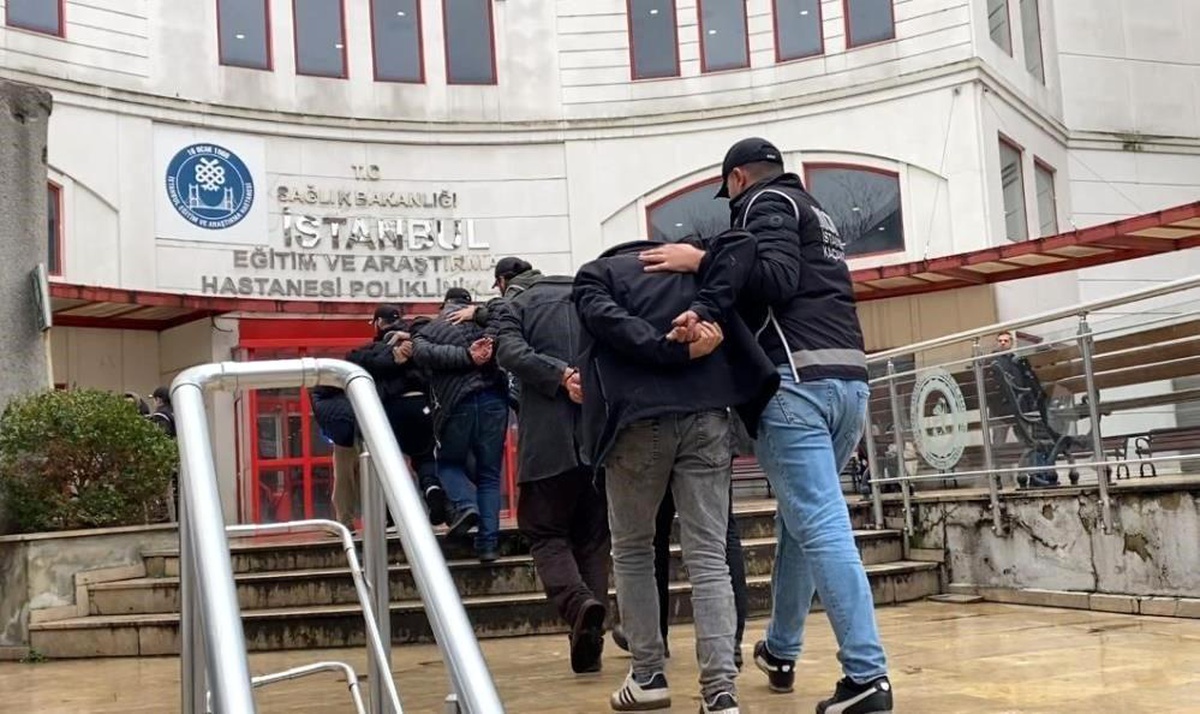 İstanbul\'da Sahte Alkolden 38 Ölü