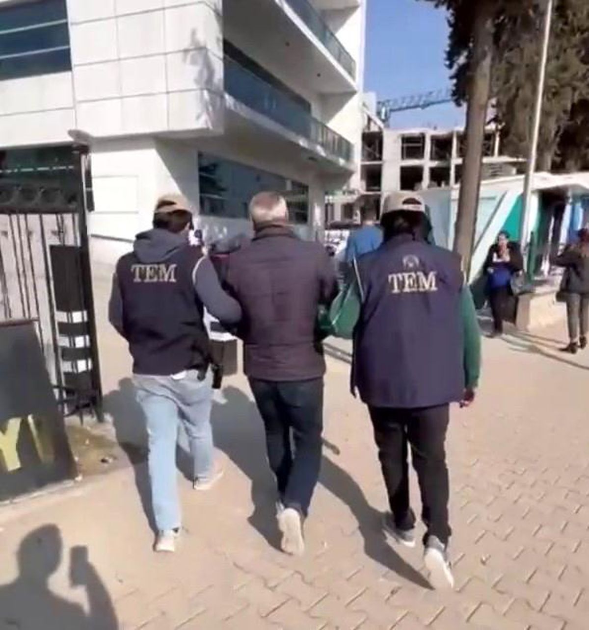 FETÖ Soruşturmalarında Usulsüzlük; Bir Kişi Tutuklandı