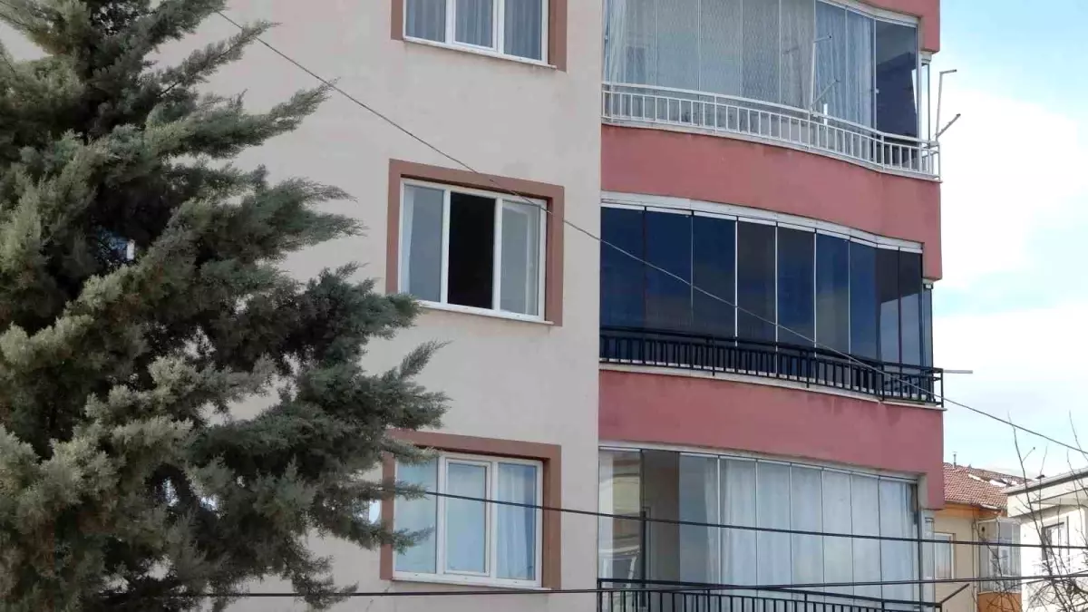 Malatya\'da Kanlar İçinde Bulunan Adam Hayatını Kaybetti