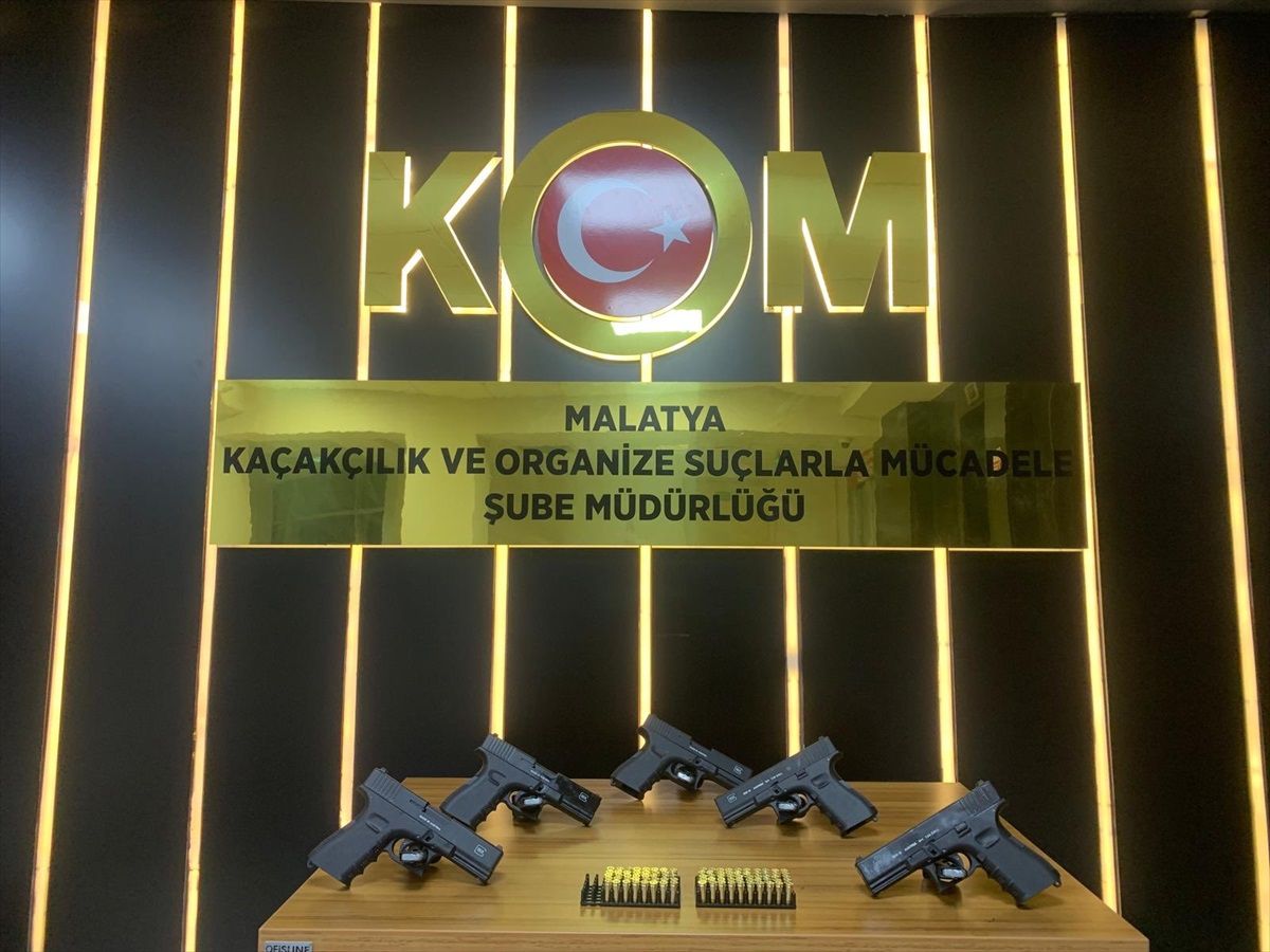 Malatya\'da Uyuşturucu Operasyonu: 4 Zanlı Tutuklandı