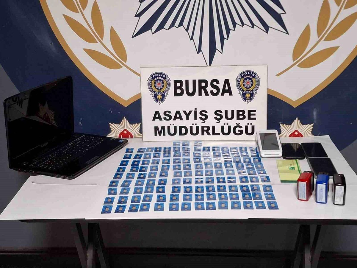 Bursa\'da Sahte Altın Çetesi Çökertildi