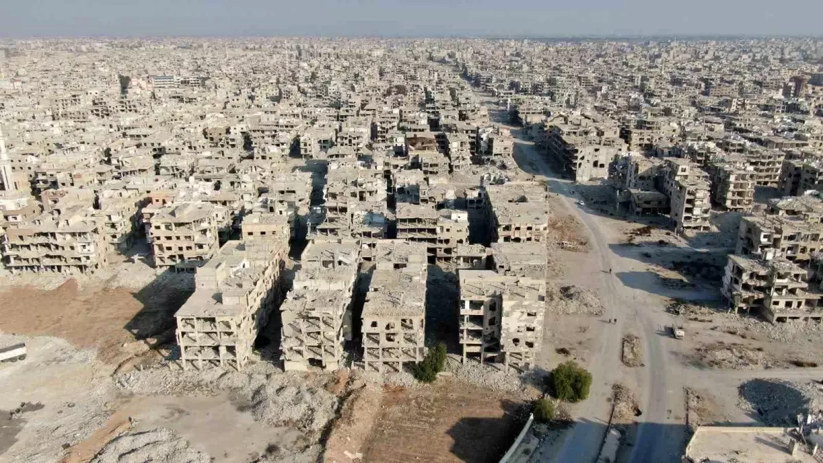 Şam\'da Bombardman İzleri