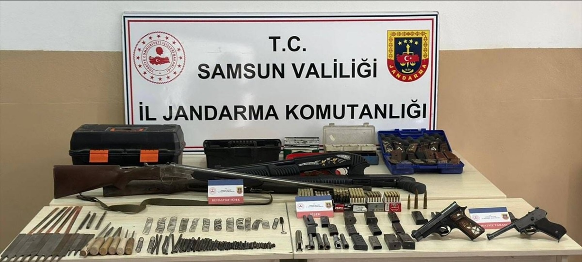 Samsun\'da Silah Kaçakçılığı Operasyonu