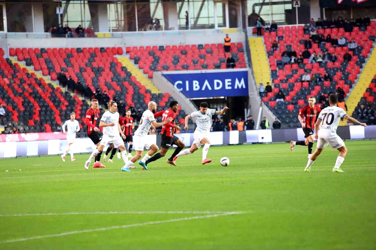 Trendyol Süper Lig: Gaziantep FK - Bodrum FK Eşit Başladı