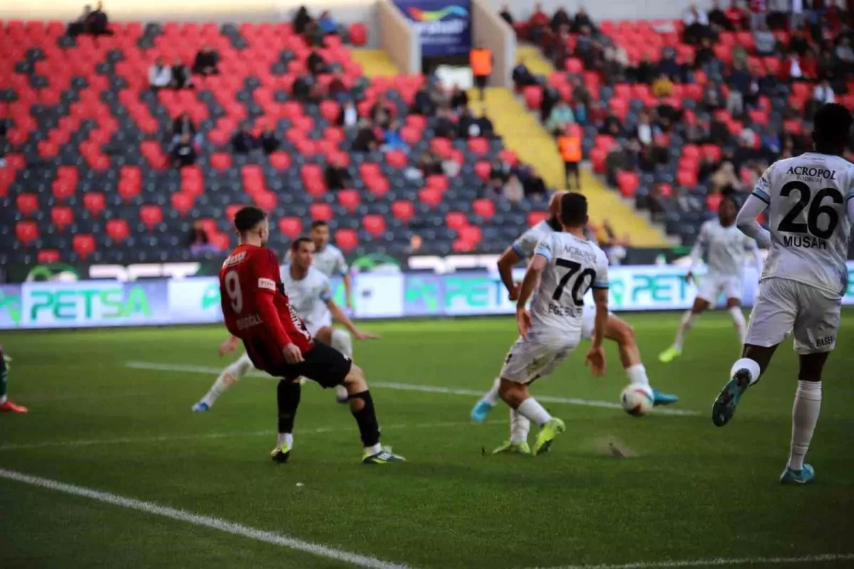 Gaziantep FK ve Bodrum FK Golsüz Berabere