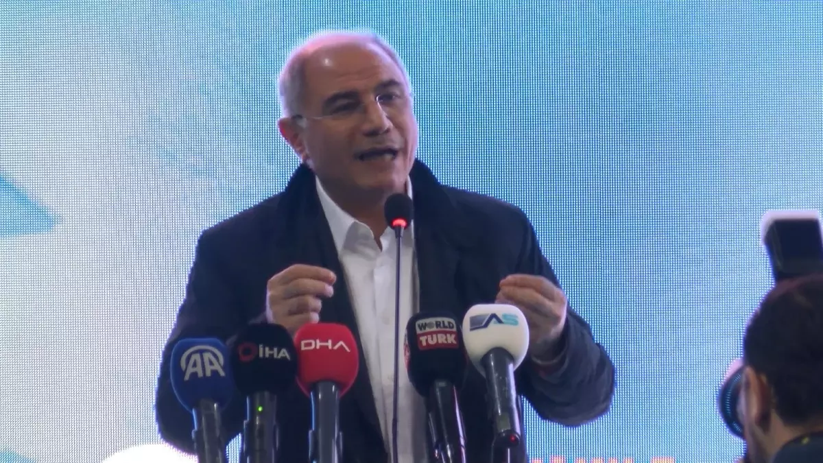 Efkan Ala\'dan Ana Muhalefete Sert Eleştiriler