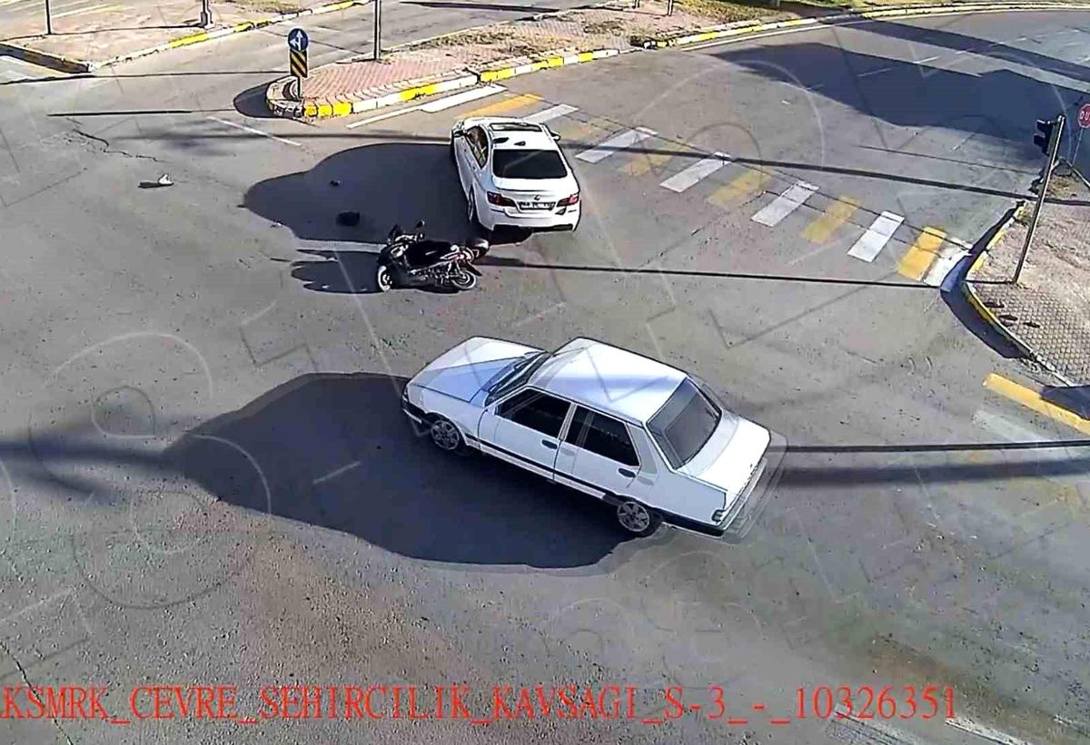 Aksaray\'da Trafik Kazaları Dikkatsizlikten