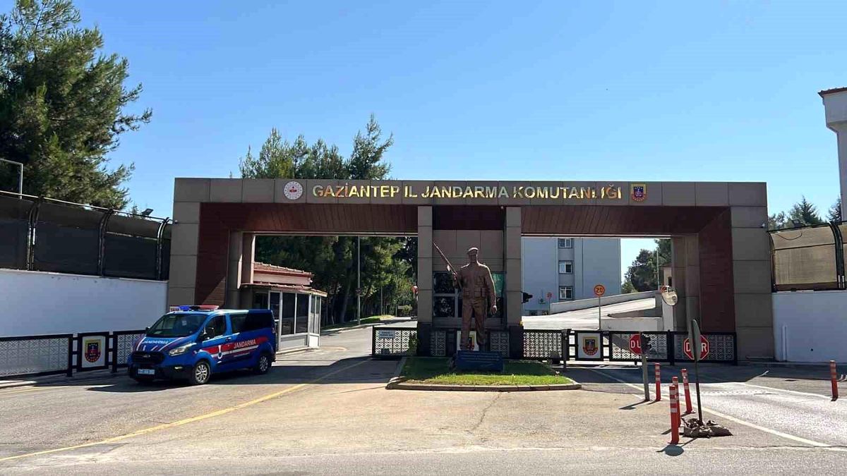 Gaziantep\'te aranan 14 şüpheli yakalandı