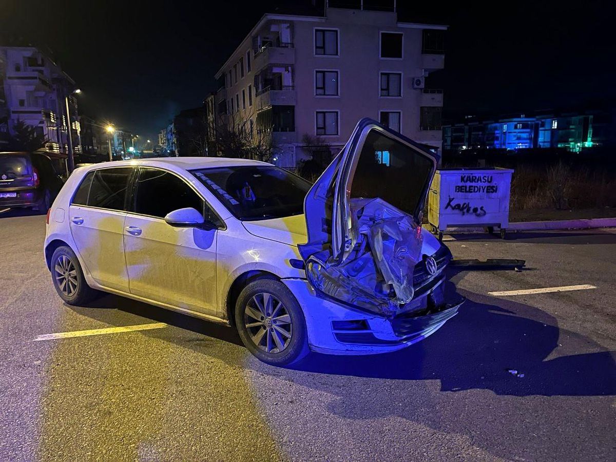 Karasu\'da Trafik Kazası: Bir Yaralı