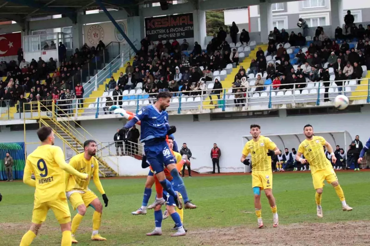 Pazarspor, Küçükçekmece\'ye 3-1 Yenildi