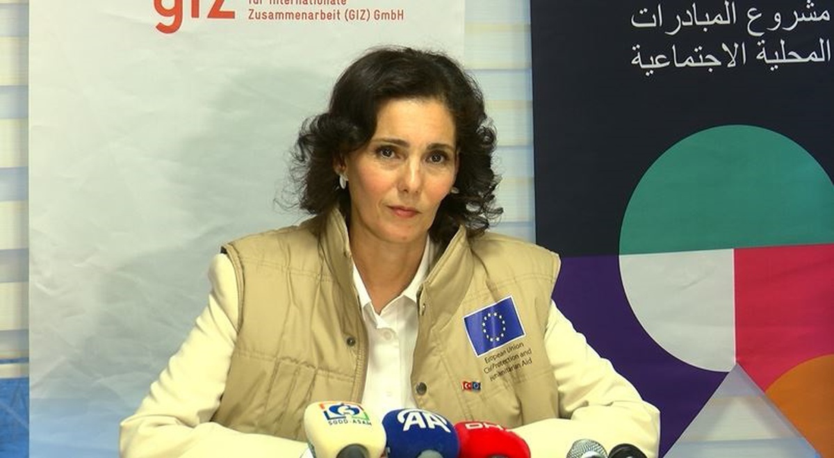 AB Komisyonu Üyesi Hadja Lahbib Türkiye\'deki Mültecileri Ziyaret Etti