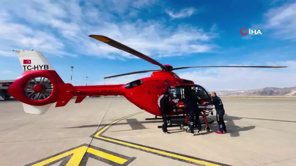 5 Aylık Bebek için Ambulans Helikopter Sevki