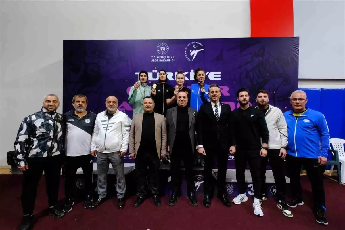 Elifnaz Köseoğlu 6. Türkiye Şampiyonu