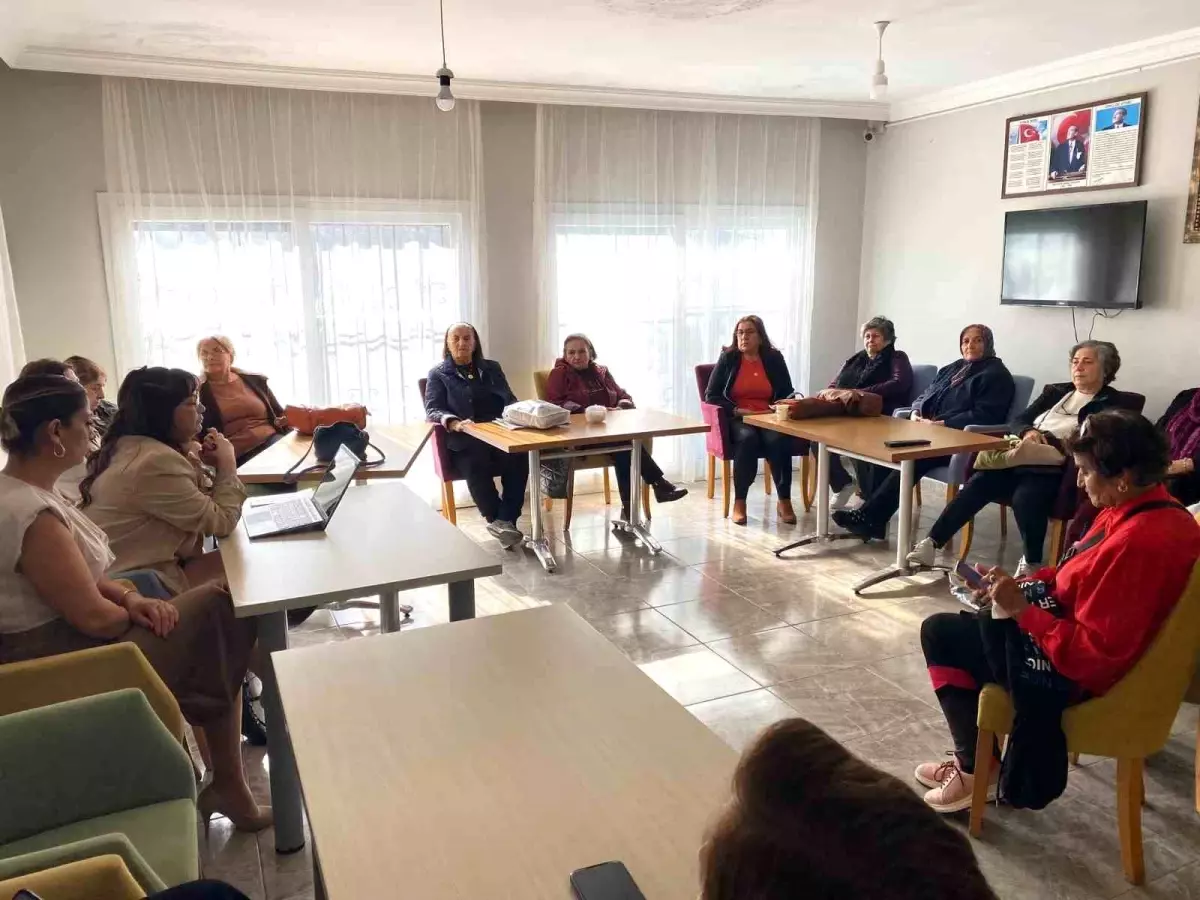 Çukurova\'da Kadınlara Aile İçi İletişim Semineri