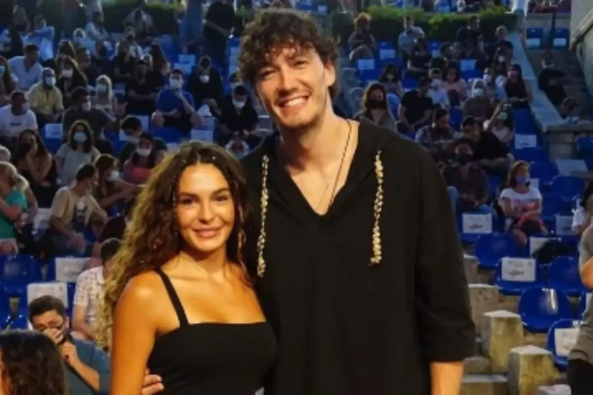 Ebru Şahin ve Cedi Osman\'dan aşk pozları